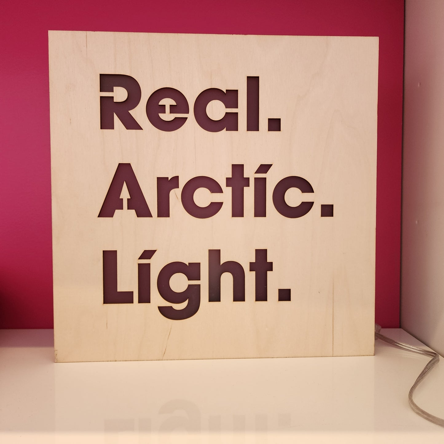 Real. Arctic. Lamp