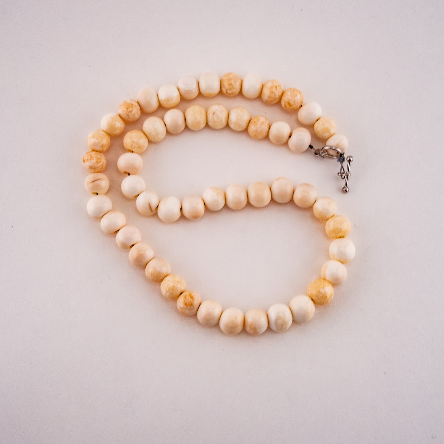 Walrus Ivory Pearl Necklace 21 Inch